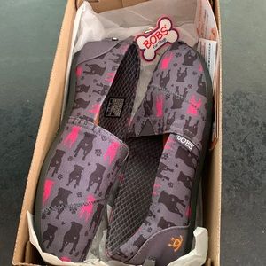 Bobs from Skechers Dog print 7.5